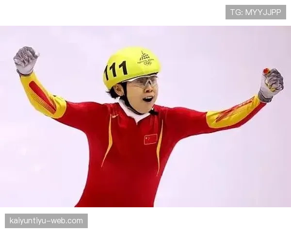 王濛这生活，雪场上的冷面笑匠，转身却是买买买狂魔！？
